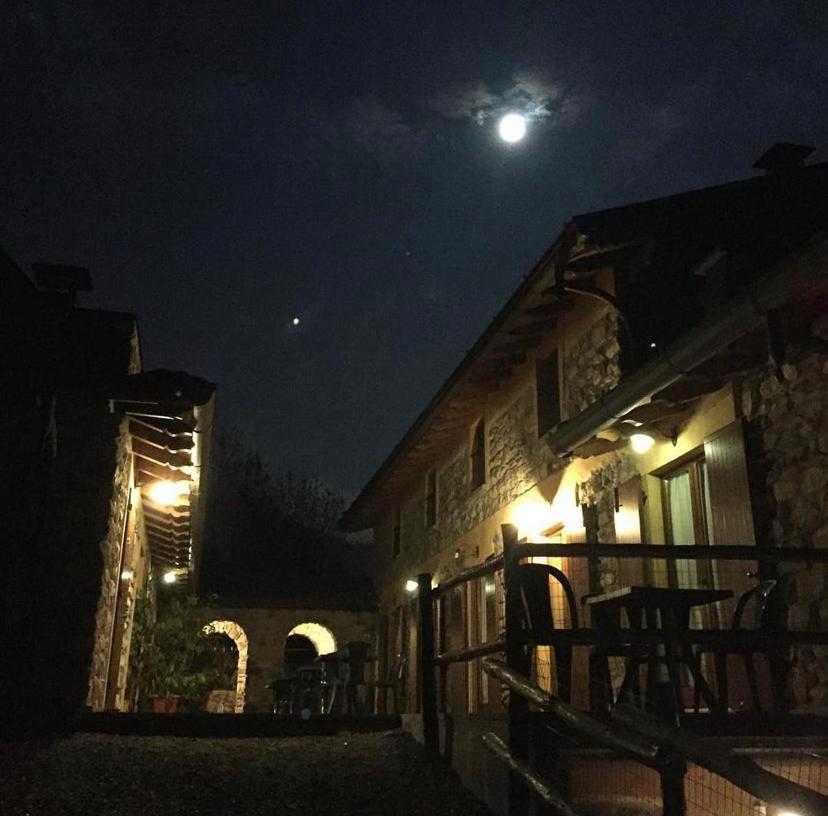 Agriturismo Il Talento Nella Quiete Castiglione dʼIntelvi Eksteriør billede