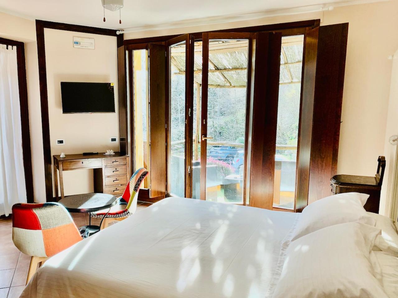 Agriturismo Il Talento Nella Quiete Castiglione dʼIntelvi Eksteriør billede